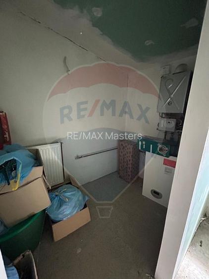 Casă de vânzare | Rădăuți | Ștefan cel Mare + 2 garaje - 25