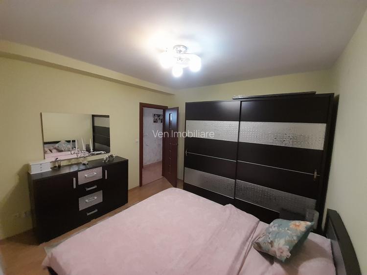 Apartament 3 camere DECOMANDAT, zona SENS - 15