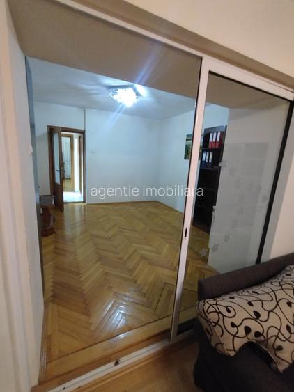 Faleza Nord Apartament 3 camere decomandat cu terasă acoperita - 10