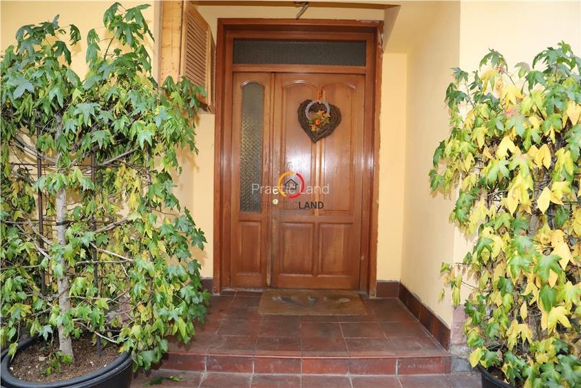 Vila Oportunitate Unica - 2