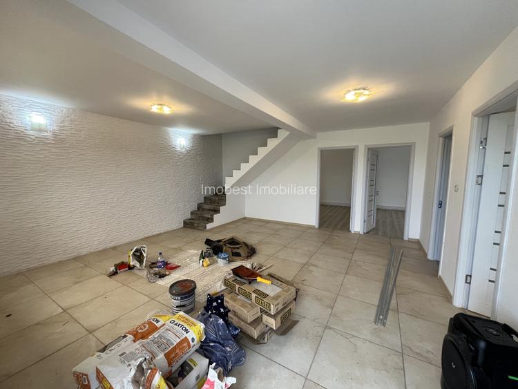 Exclusivitate! vila moderna P+M, 5 camere, Valu lui Traian! - 2
