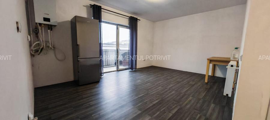 OPORTUMITATE ! APARTAMENT cu suprafata totala de 80 mp  - 2