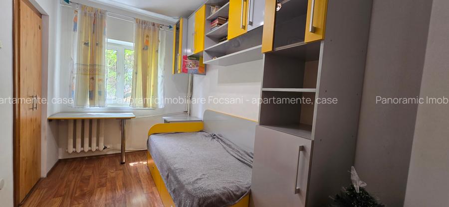 2 camere de vanzare ultracentral Focsani - 7