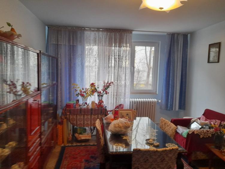 Apartament 3 camere Titan 1 Decembrie 1918 - 3