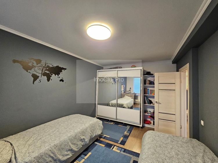 Casă spațioasă cu 4 camere și curte proprie – ideală pentru familie - 9