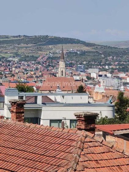 2 camere decomandate 70 mp et2 + parcare - Str Republicii - Centru - 9