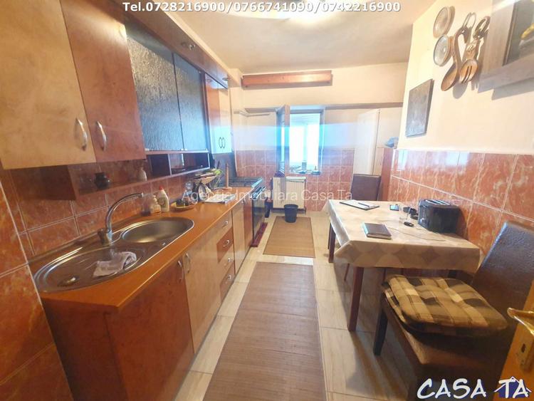 Apartament 3 camere, situat in Targu Jiu, str Victoriei (Ultracentral) - 5