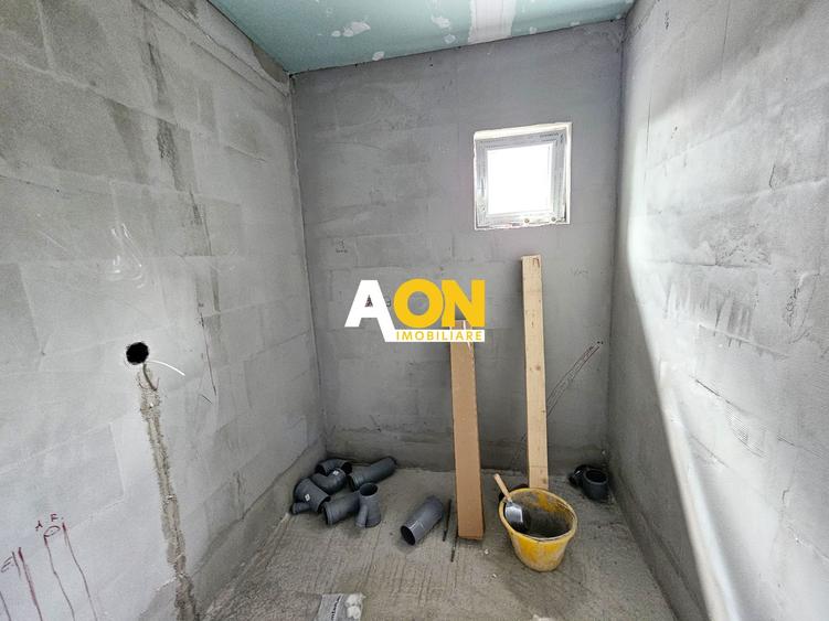 Casa 12 camere, pretabila ca pensiune sau pentru apartamentare