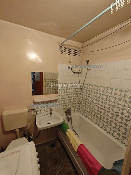 Metrou Dristor Decomandat 2 Camere etaj 1/4 - 9