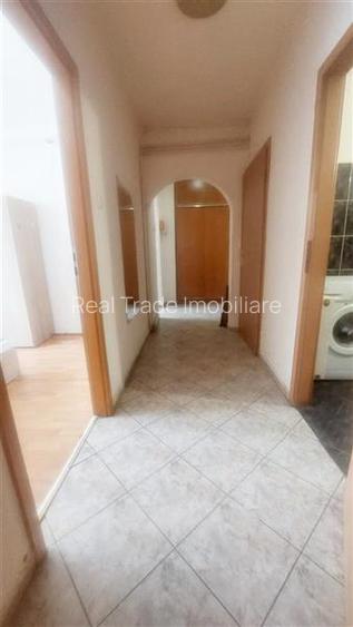 Apartament 2 camere decomandat, etaj intermediar Centrul Civic- str. Toamnei - 5