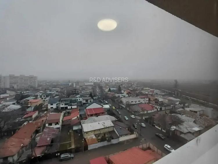 Apartament renovat,Vedere liberă, Bloc reabilitat - 12