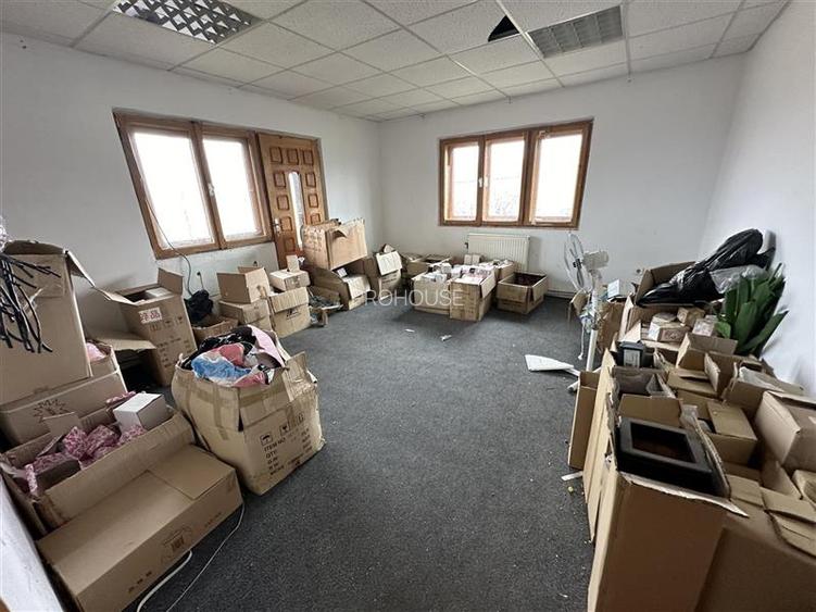 Buhusi - cladire P+1E - cabinete medicale/birouri/productie - 8