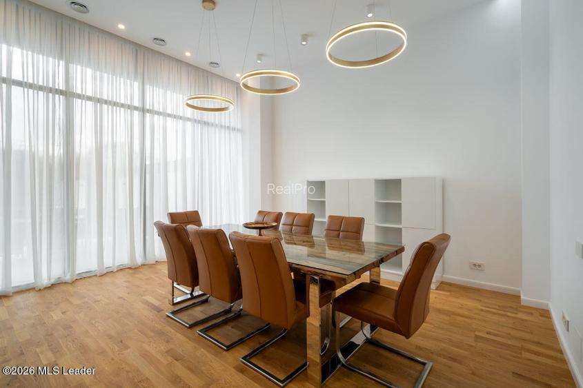 Iancu Nicolae - Vila high-end pe malul lacului, Gradina cu Ponton - 54