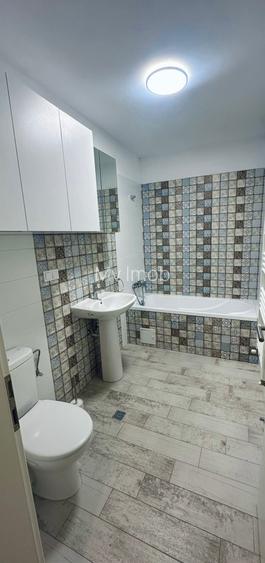 Garsoniera la intrare in Sanpetru langa noul Mall str Sf Stefan nr 2 - 4