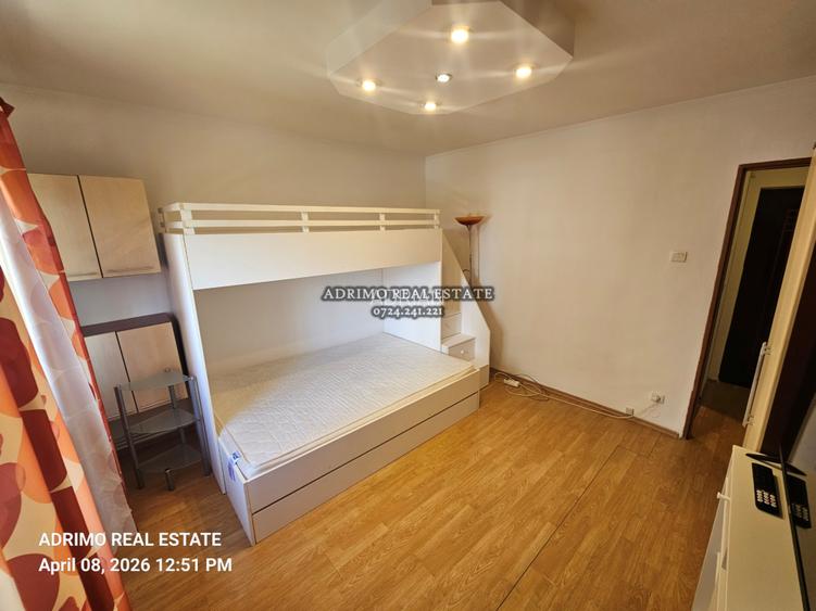 Garsoniera decomandata - Centrala GAZ - Termen Lung - Zona Reyna - 300 euro - 3