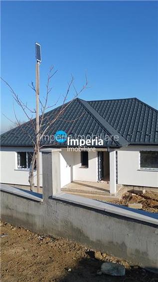 Casa P 4 cam, 2 bai, 500 mp, Paun  Bucium - 2