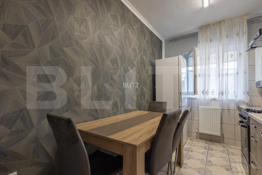 Apartament 2 camere, etaj 3 din 4 , cu balcon si parcare ,in zona Eroilor  - 15