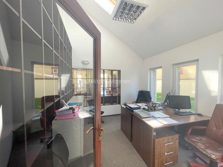 Spațiu de birouri / clinică de vanzare - 37