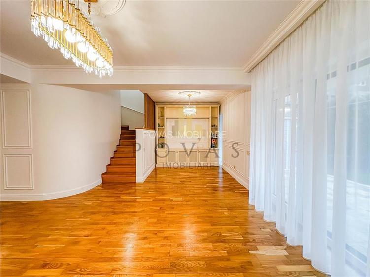 Vanzare Casa 5 Camere Pipera Rond OMV - 2