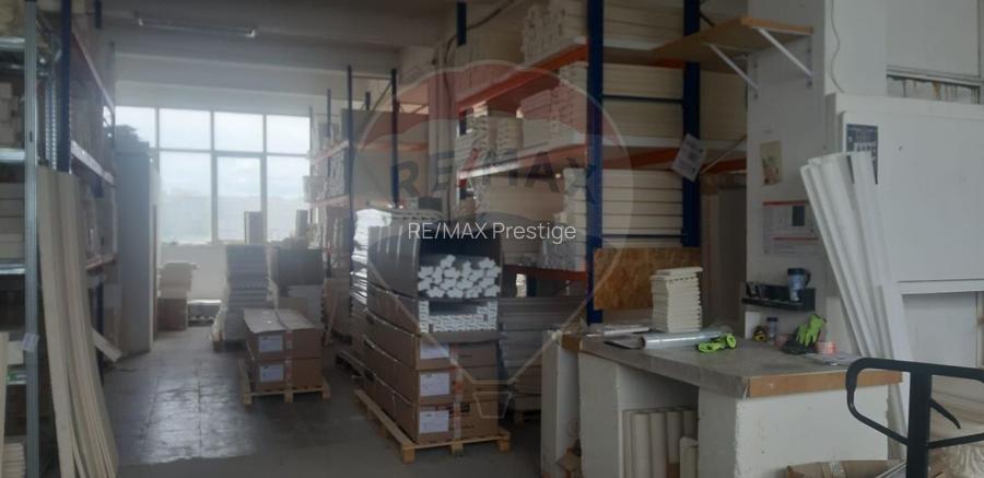 Spatii industriale 200-432 mp . Baicului etaj lift marfa - 2