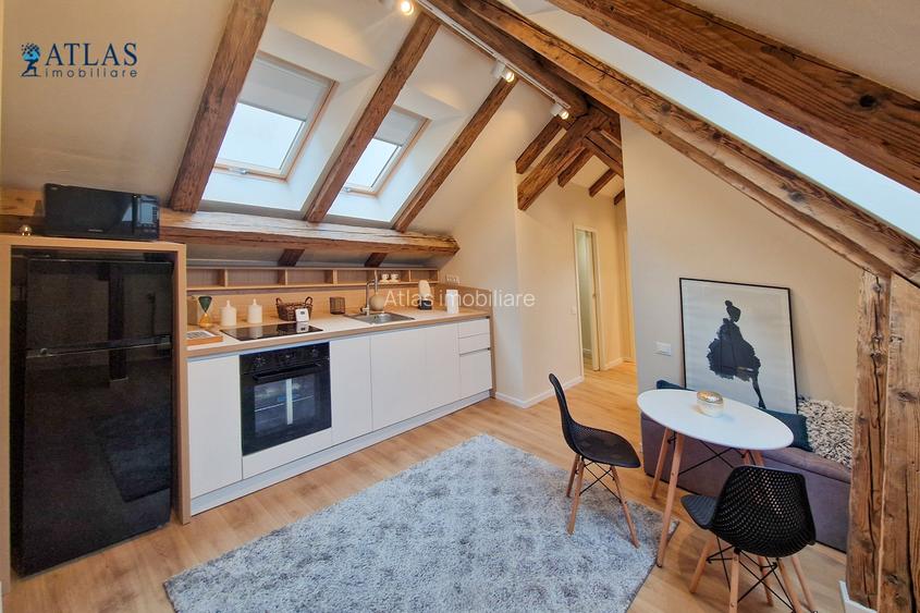 Nou amenajat, ultracentral, 100 mp., mansarda in vila, aer conditionat, parcare - 5