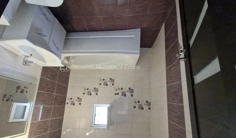 APARTAMENT INEDIT | PIAAT GORJULUI - 9