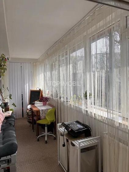 Apartament cu 3 camere decomandat - Pacurari - Petru Poni - 13