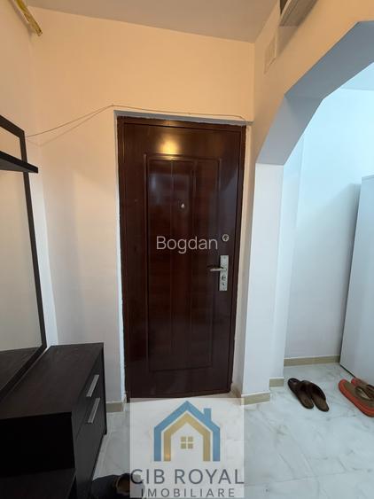 Vand garsoniera noua,lux,Militari,zona  Lujerului-mall Plaza,Drumul Timonierului - 12