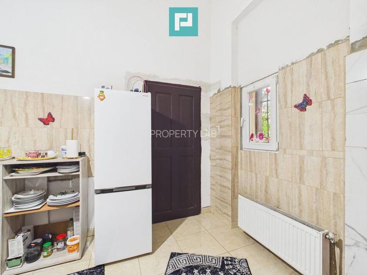 Apartament cu 2 camere,  75 mp, central, Arad - 9