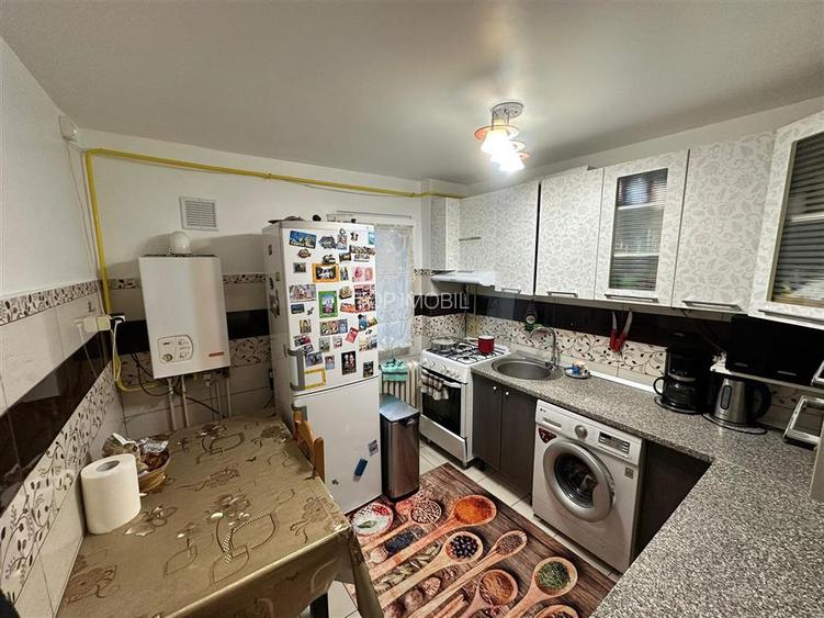 Apartament 2 camere semidecomandat, Podu Ros - Podu de Piatra - 4