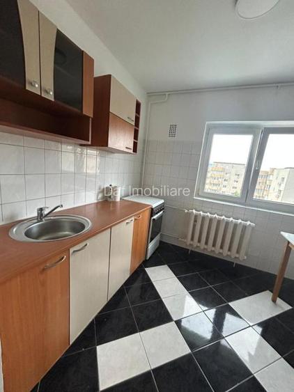 390euro-Studio 42mp -Unirii-OctavianGoga - 9