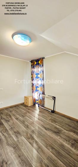 Vila cocheta, prevazuta cu garaj si 500 mp teren, com.Alexandru cel Bun - 16