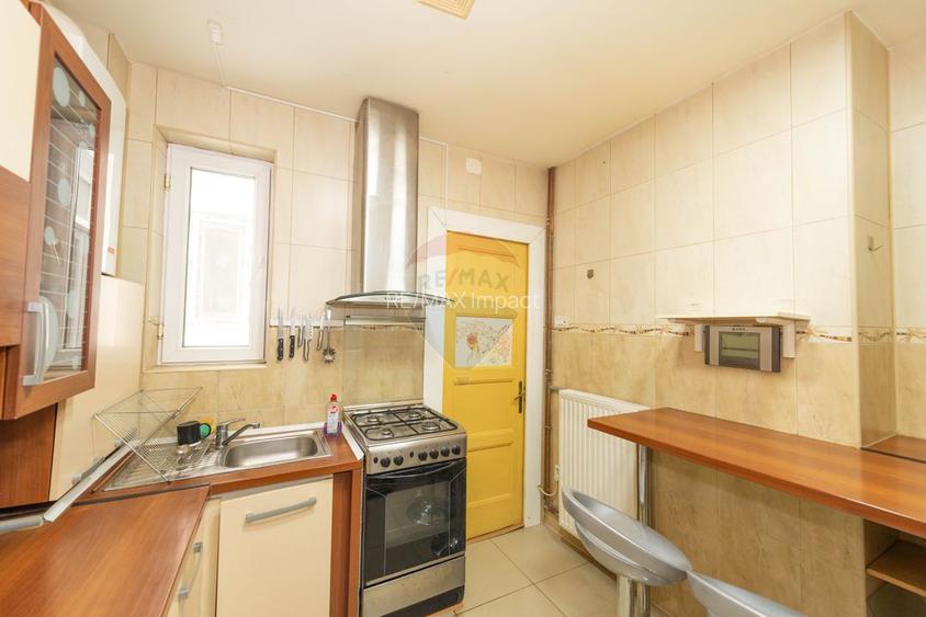 Apartament cu 3 camere de inchiriat, 69 mp utili, Mall Vitan - 13