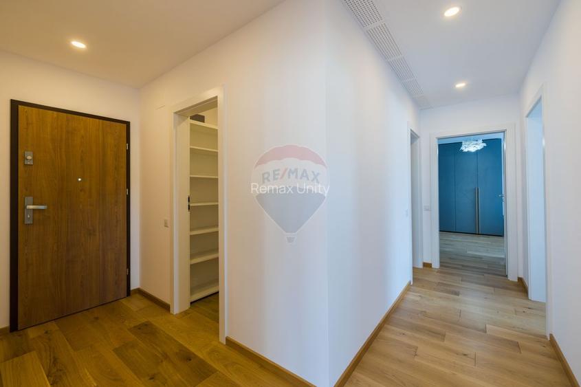 Apartament 3 camere de închiriat Urban Plaza Brașov, vedere Tâmpa - 18