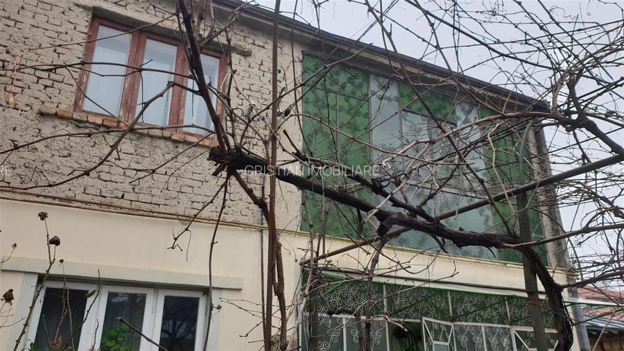 zona Grivitei-Pta Mare Vila P+1, 6 camere, 2 bai teren 242mp deschidere 10 m la - 2