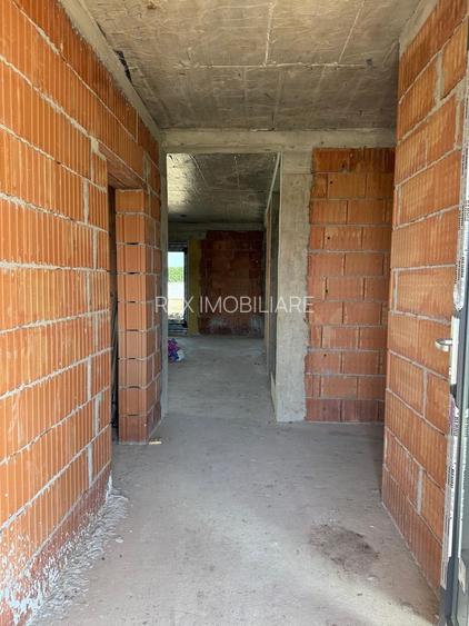 Casa individuala- 3 dormitoare - teren mare -Dumbravita - 2