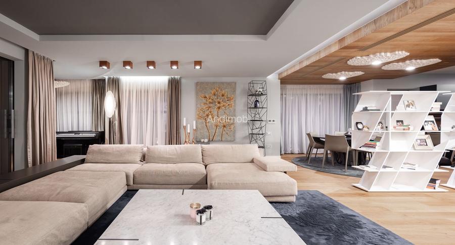 Vilă situată în zona Piața Domenii - 12 Camere - 10