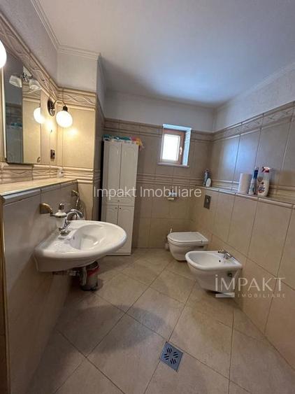 Vila individuala de lux de inchiriat, in cartier Gruia aproape de Cetatuie! - 28