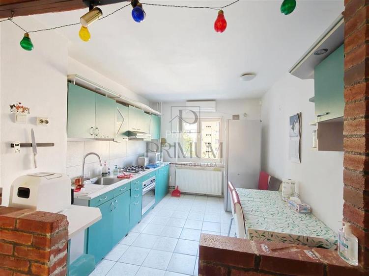 SOARELUI - ETAJ 2 - 3 CAMERE - 2 BAI - 2 BALCOANE - CENTRALA PROPRIE - CLIMA - 7