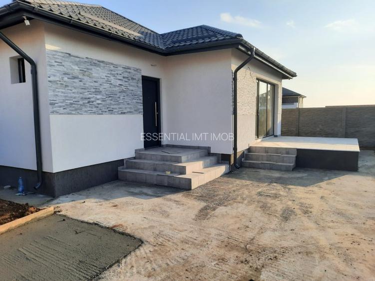 Casa pe parter de vânzare în Dragomirești Deal - 2