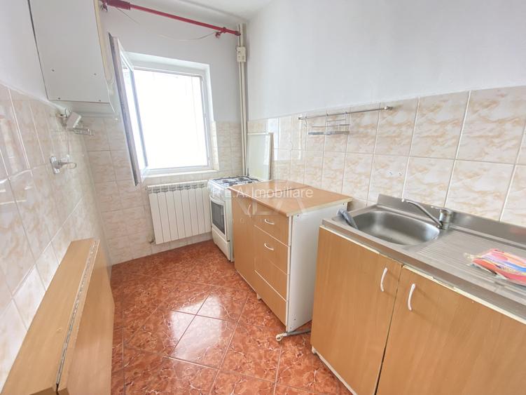 Garsoniera-Bloc Stradal- Calea Rahovei - 3