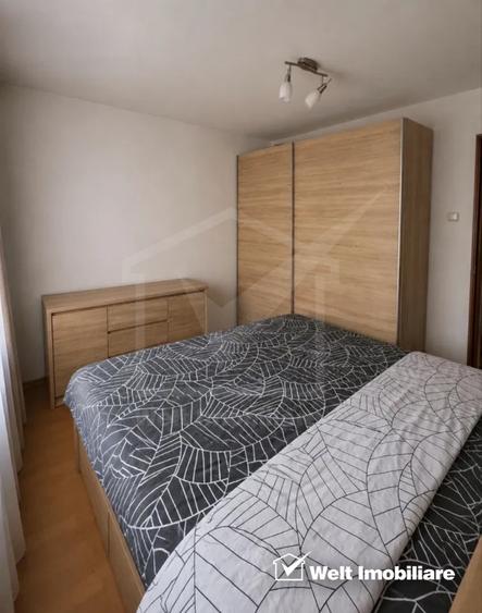 Apartament cu  2 camere, decomandat in zona Plopilor+parcare