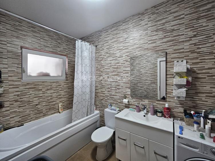 Duplex pe parter, între Moșnița Nouă și Urseni, cu 2 băi, 2 terase, comision 0% - 19