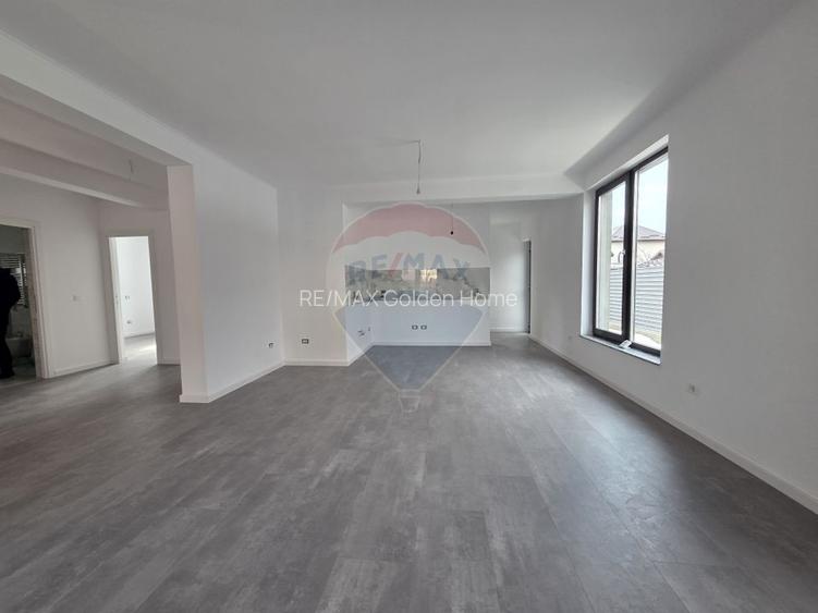 Casa Golesti, Comision 0% - 10