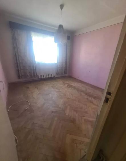 Apartament 3 camere, 65 MP, parcare, vedere spre bulevardul pietonal