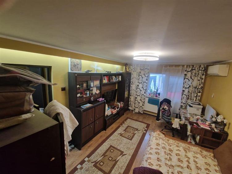 SPATIOS! 3 camere confort 1 Decomandat, 2 balcoane, 2 bai, Obor