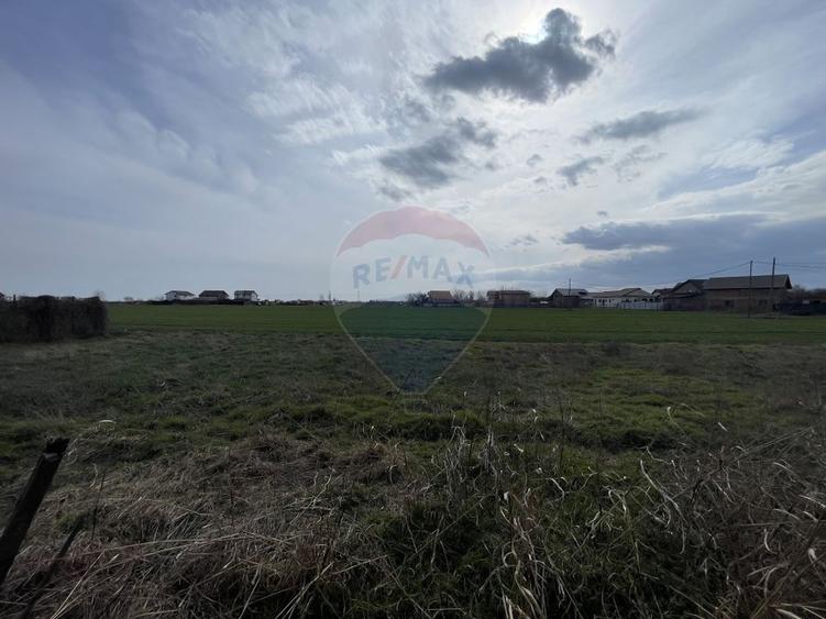Teren 73,351mp plus Constructii Focsani / Calea Munteniei