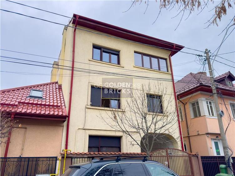 Piata Domenii | Vila individuala | 7 Camere| Renovata - 2