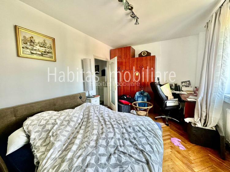 2 camere decomandate 70 mp et2 + parcare - Str Republicii - Centru - 5