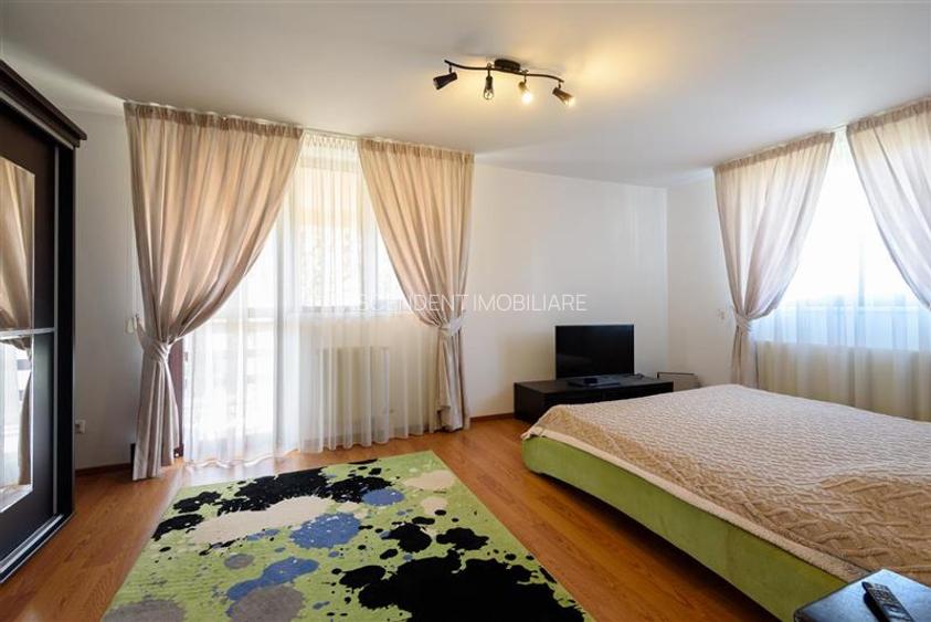 Vila impozanta,pretabila si pe segmentul comercial/ servicii,Tractorul,Brasov: F - 13